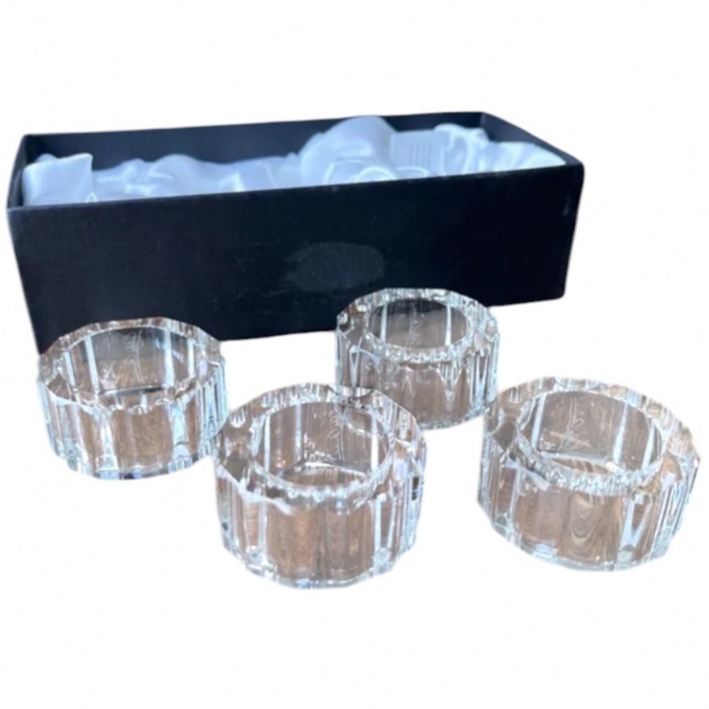 Oleg Cassini Crystal Napkin Rings Set of 4 Faceted Clear Glass Signed New - Picture 5 of 6